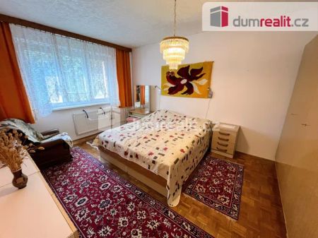 Pronájem bytu 3+1 s lodžií v centru Uherského Hradiště - Photo 5
