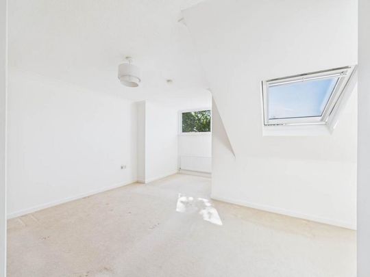 4 bedroom townhouse to rent - Photo 1