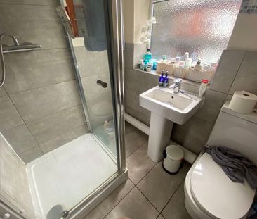 Derby Grove, Nottingham - Photo 5