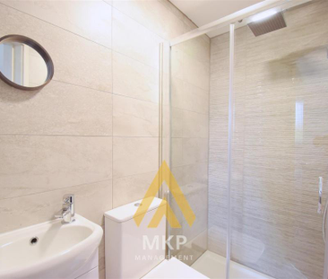 6 bedroom terraced house to rent - Photo 1