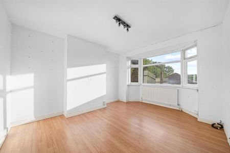 2 bedroom maisonette to rent - Photo 2