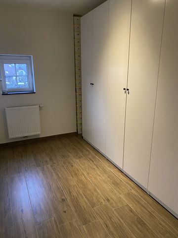 App met 2 slpks, terras en ondergrondse autostaanplaats. - Photo 5