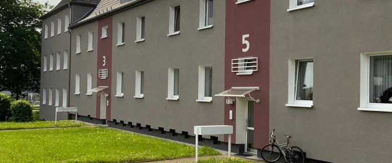 Erdgeschosswohnung mit Duschbad und Laminat - Foto 1