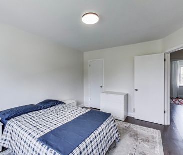 For Lease - 1097 Glengrove Avenue, Toronto, Ontario - Photo 6