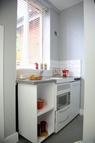 Studio to rent - Photo 2