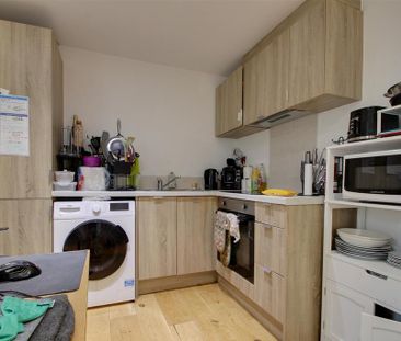 1 bedroom flat to rent - Photo 4