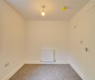 6 bedroom semi-detached house to rent - Photo 5