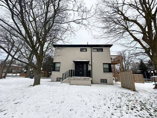 For Lease - 4229 Bloor Street Unit# Main, Toronto, Ontario - Photo 1