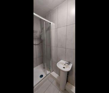 3 Bed Terraced House, Earls Road, SO14 - Photo 3