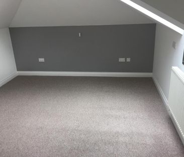 3 bedroom semi-detached house to rent - Photo 6