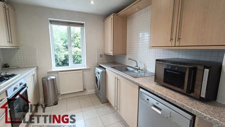 2 Bedroom Apartment - Photo 5