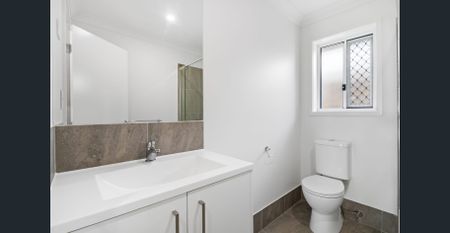 SPACIOUS AND LUXURIOUS 4 BEDROOM HOME AVAILABLE SOON!! - Photo 3