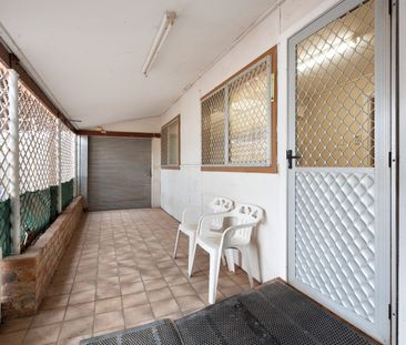 Sheds, sheds… and more sheds! - Photo 4