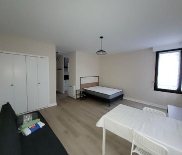 Location Appartement 1 pièce 33m² LA GUERCHE DE BRETAGNE 35130 - Photo 2