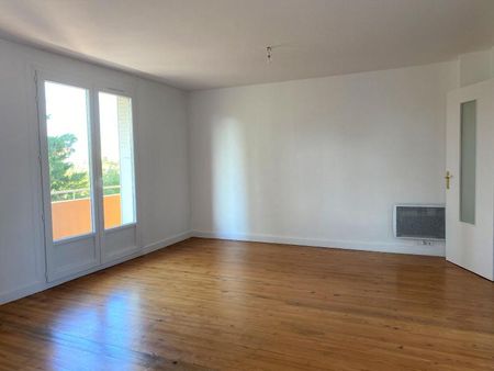 Location Appartement 4 pièces 63m² VALENCE 26000 - Photo 3