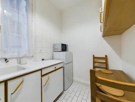 BAIL CODE CIVIL - LOCATION T2 MEUBLE PARIS 12E - Photo 3