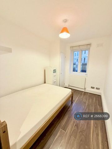 3 bedroom flat to rent - Photo 5