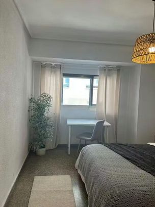 Carrer dels Boters, Valencia, Valencian Community 46024 - Photo 1