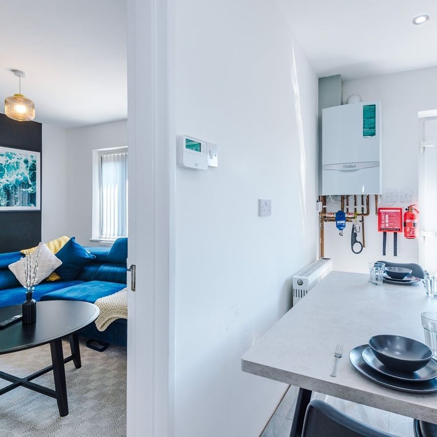 4 Bed Semi-Detached House, Wynn Street, B15 - Photo 1