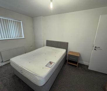 706 College Court Central, 56 King Street, Belfast, BT1 6BZ - Photo 6
