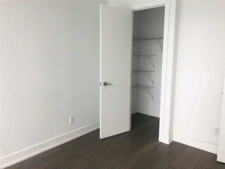 For Lease - 7 Grenville Street Unit# 2413, Toronto, Ontario - Photo 3