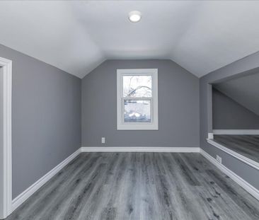 For Lease - 210 OWEN Street Unit# Main, Barrie, Ontario - Photo 4