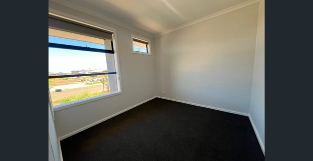 36 Rice Flower Crescent, Strathtulloh, Vic 3338 - Photo 1