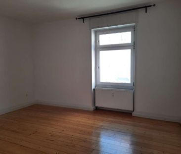 3 Zimmer-Altbauwohnung mit Balkon in der Innenstadt - Photo 1