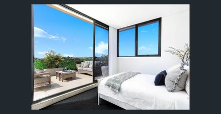 Oversized Luxury Apartment with Amazing Views - Photo 4