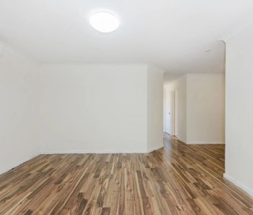 Neat and comfortable 2-bedroom unit with courtyard. - Photo 6