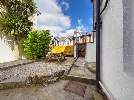 5 bedroom house share to rent - Photo 5