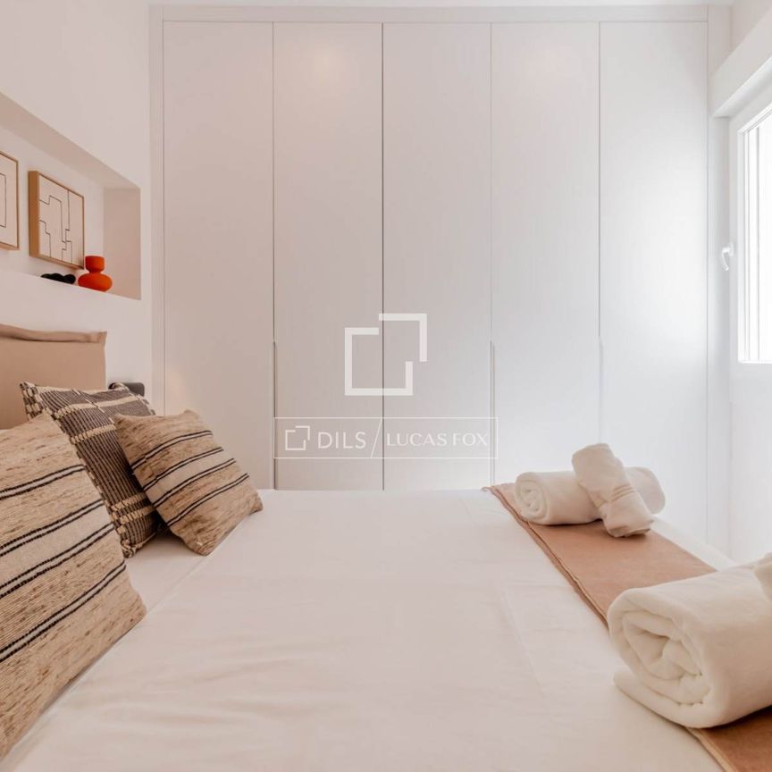 Excellent 2 Bedroom apartment for rent in Castellana, Madrid - Photo 1