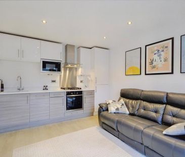 1 bedroom semi-detached house to rent - Photo 1