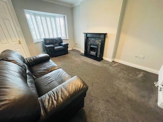 Tredington Park, Hatton Park, Warwick, CV35 - Photo 1