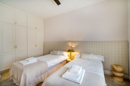 Luxury Villa for rent in The Golden Mile, Spain - Photo 4
