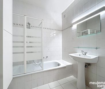 luchtig appartement met garage - Photo 5