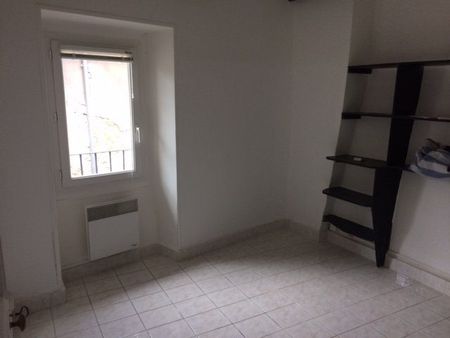 Location Maison 5 pièces 71m² LES VANS 07140 - Photo 3