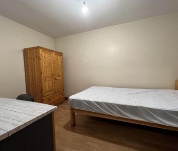 1, 40 Fitzroy Avenue, Belfast, BT7 1HW - Photo 5