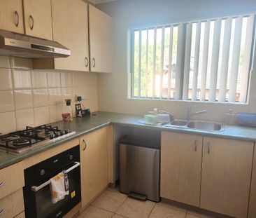 Dulwich Hill - Photo 2