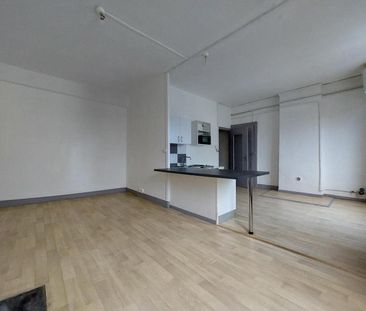 : Appartement 37.82 m² à SAINT ETIENNE - Photo 2