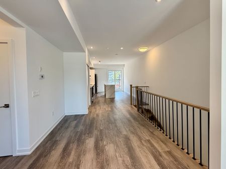 For Lease - 3069 Pharmacy Avenue Unit# 2, Toronto, Ontario - Photo 4