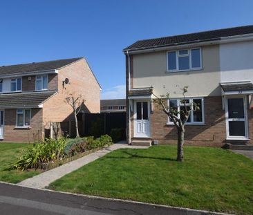 2 bedroom end of terrace house to rent - Photo 2