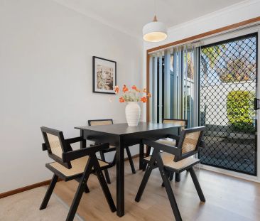 Modern 2-Bedroom Unit with Private Backyard - $580 per Week - Photo 5
