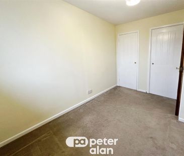 2 bedroom terraced house to rent - Photo 2