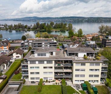 Attractive 4.5-room apartment with plenty of usable space and lake ... - Foto 2