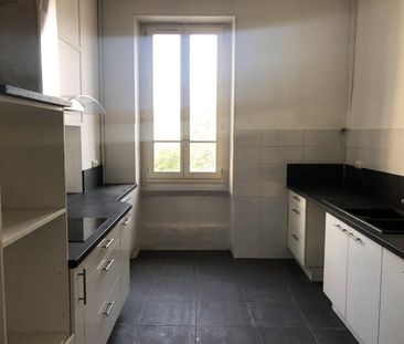 Location Appartement 7 pièces 188m² VALENCE 26000 - Photo 4