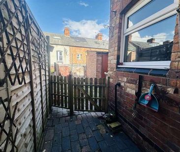Erdington Road, Atherstone, CV9 - Photo 5