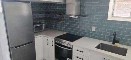 For Lease - 450 Glenlake Avenue Unit# Lower, Toronto, Ontario - Photo 2