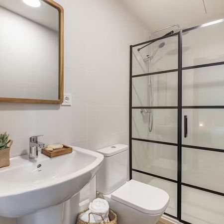 Calle Granada, Málaga, Andalusia 29015 - Photo 3