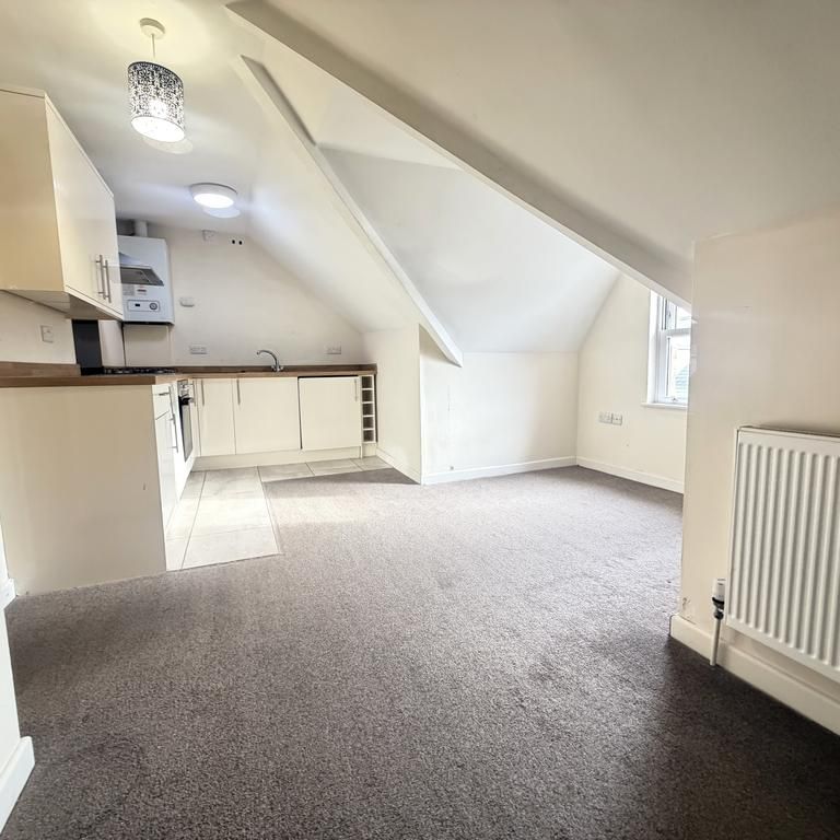 1 bedroom flat to rent - Photo 1